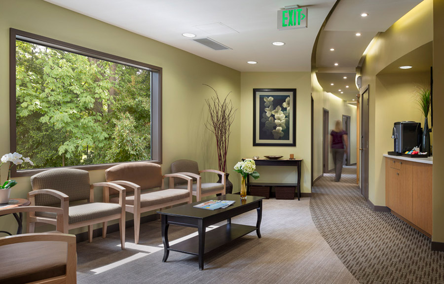 Architectural design with rounded corners at Creekside Sleep Center