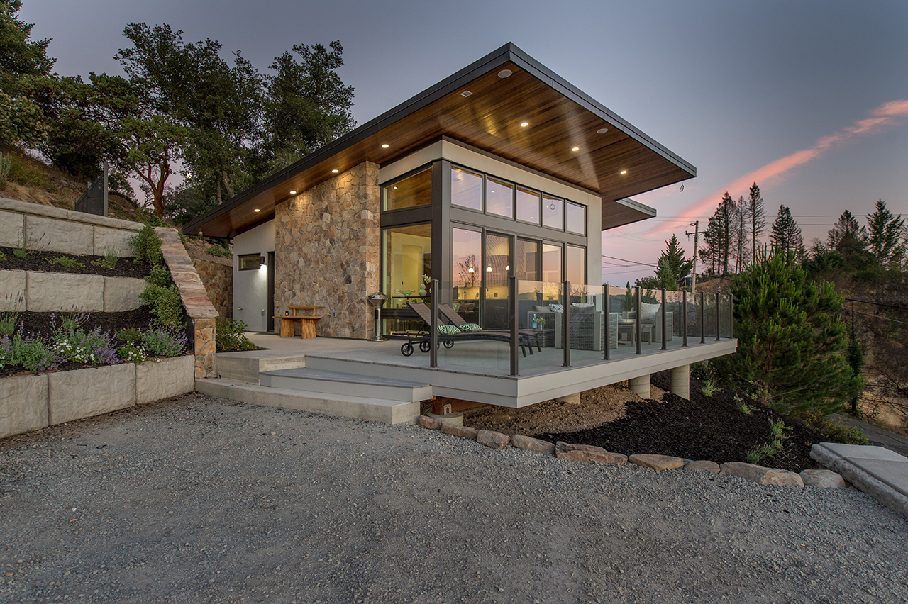 Sonoma Valley Guest House, exterior and deck, sustainable design architecture, Sonoma CA