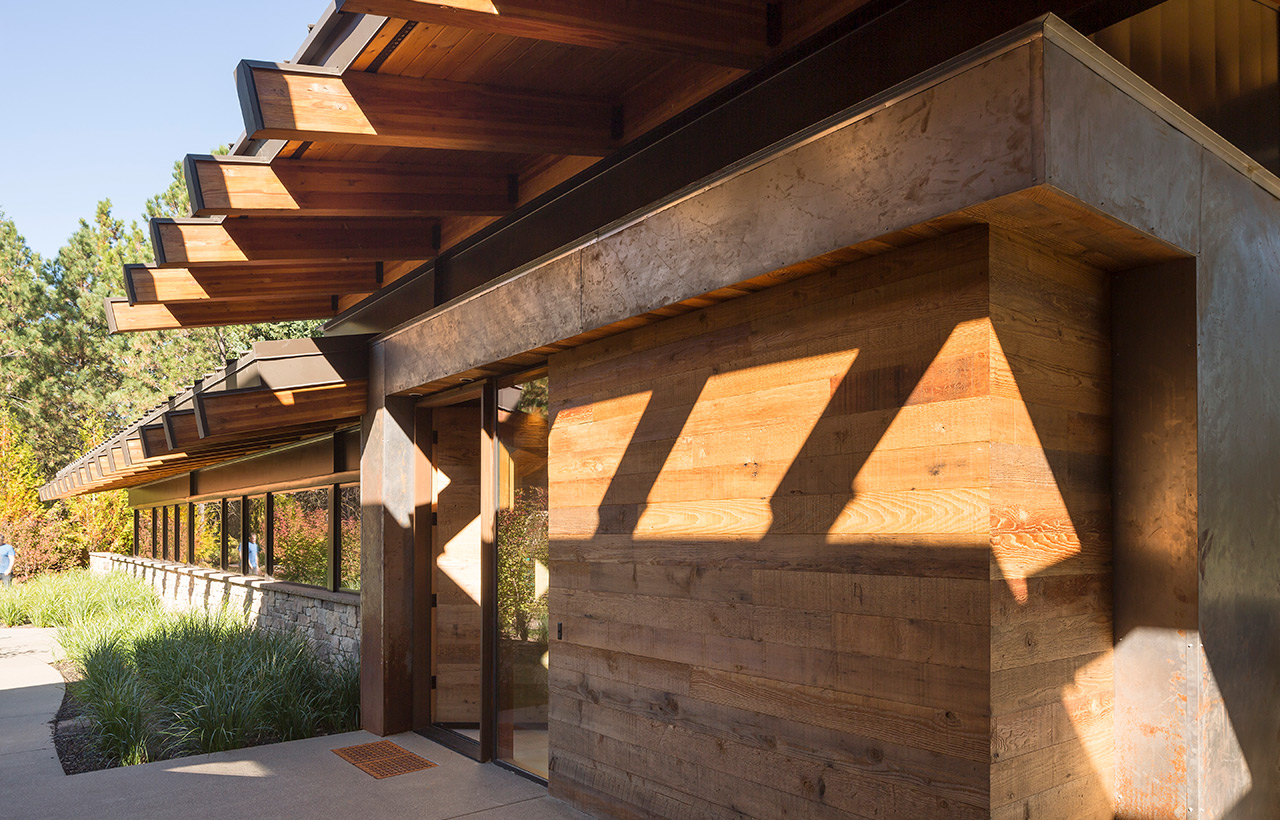 Exterior corner detail of Suncadia Resort net zero home by Seattle sustainable architecture company